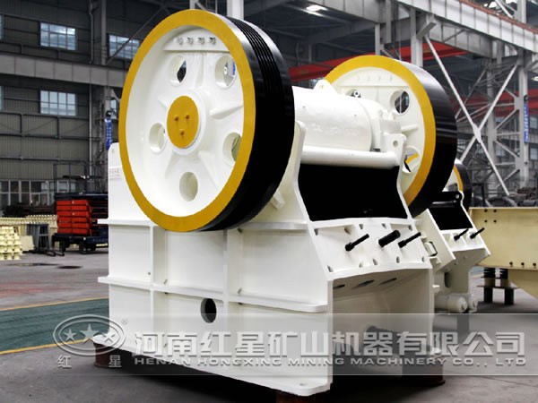 凹凸棒石顎式破碎機 凹凸棒石顎式破碎機