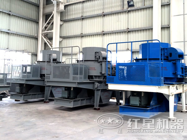 沖擊式破碎機(jī)、沖擊錘式破碎機(jī)