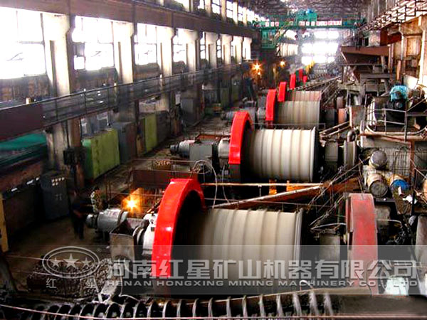 黑鎢礦磨礦作業(yè) 黑鎢礦磨礦作業(yè)