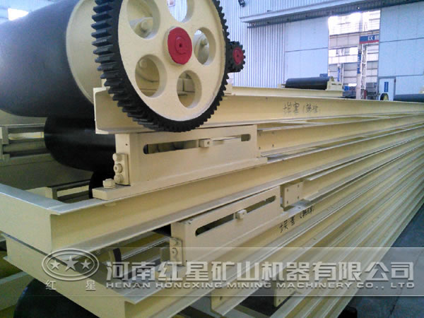 帶式輸送機 帶式輸送機