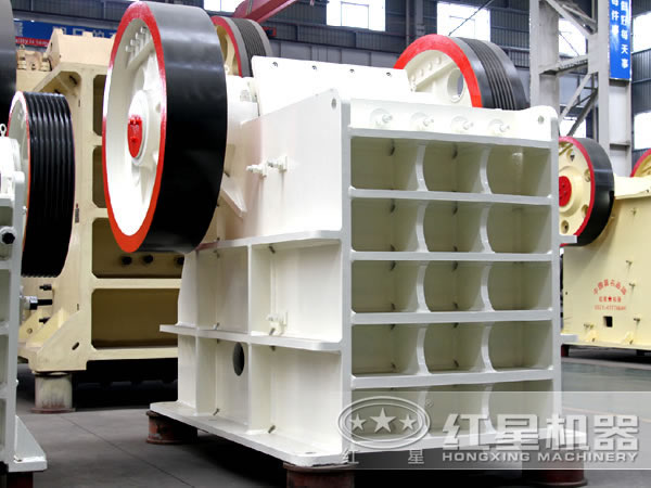 顎式破碎機 顎式破碎機