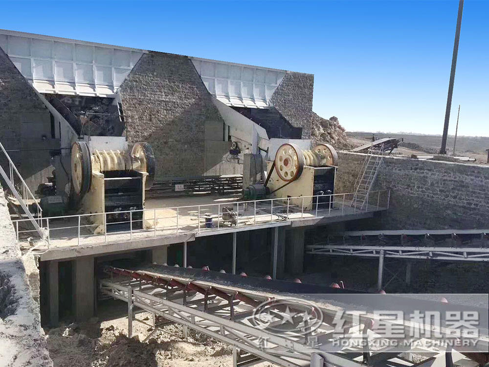 小型節(jié)能顎式破碎機(jī)生產(chǎn)現(xiàn)場(chǎng) 小型節(jié)能顎式破碎機(jī)生產(chǎn)現(xiàn)場(chǎng)