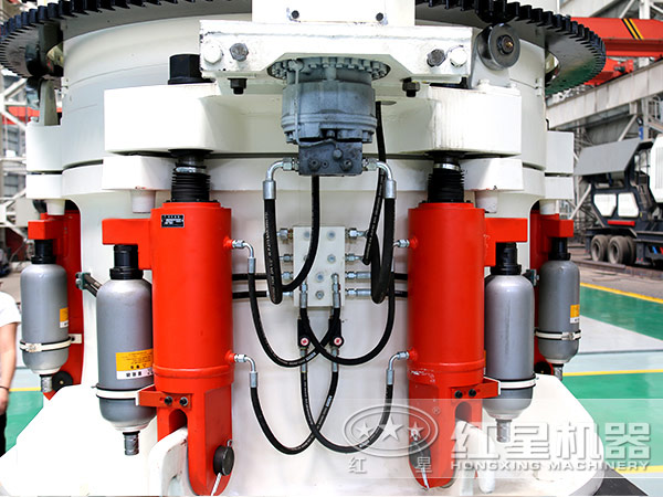 多缸液壓圓錐破碎機近景圖 多缸液壓圓錐破碎機近景圖