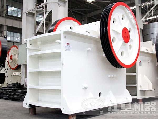 PE900×1060新型環(huán)保鄂式破碎機(jī) PE900×1060新型環(huán)保鄂式破碎機(jī)