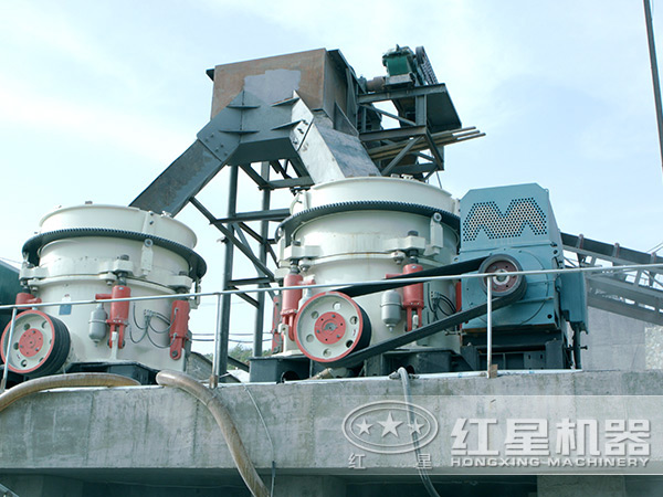 圓錐破碎機作業現場 圓錐破碎機作業現場