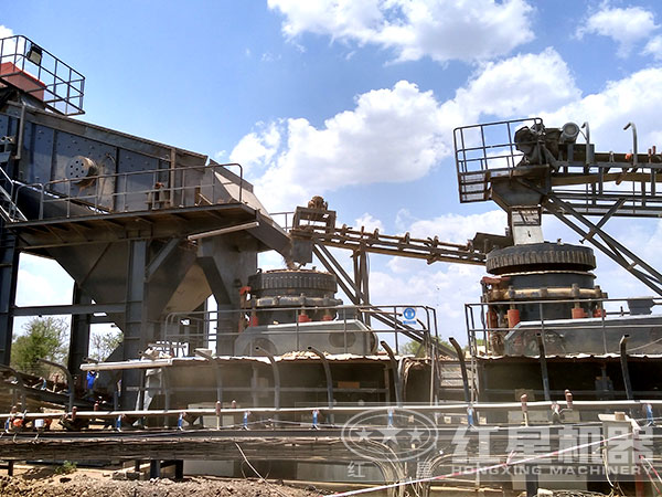 全液壓圓錐破碎機(jī)在時(shí)產(chǎn)百噸破碎生產(chǎn)線中 全液壓圓錐破碎機(jī)在時(shí)產(chǎn)百噸破碎生產(chǎn)線中