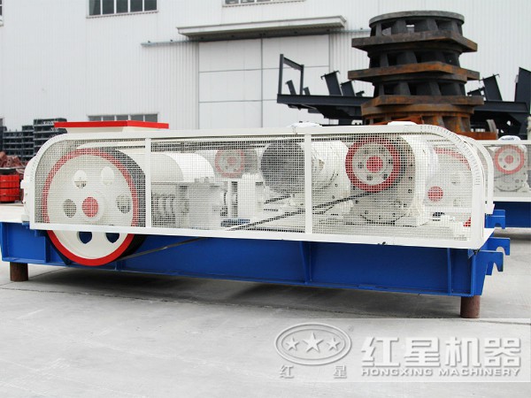 對輥式破碎機(jī) 對輥式破碎機(jī)