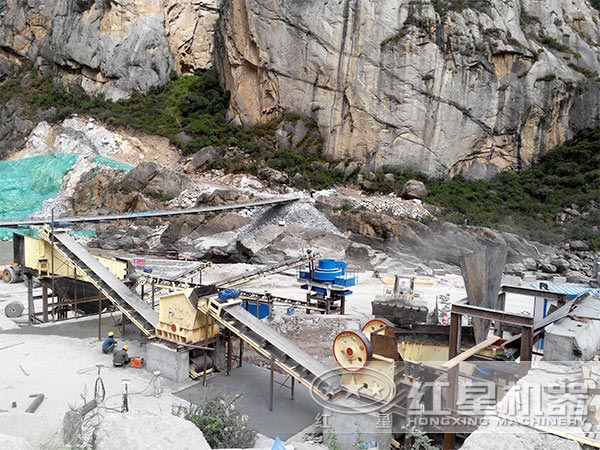 制砂生產線作業現場 制砂生產線作業現場