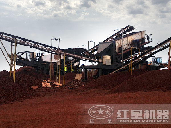 移動(dòng)破深入原料場地作業(yè) 移動(dòng)破深入原料場地作業(yè)