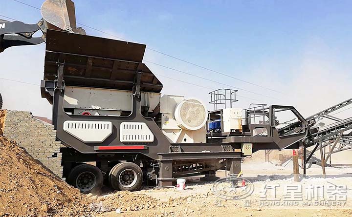 輪胎破碎機(jī)客戶現(xiàn)場 輪胎破碎機(jī)客戶現(xiàn)場