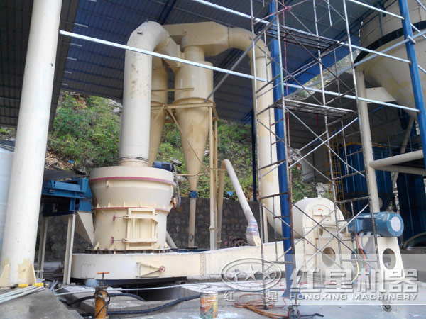 磨粉現(xiàn)場(chǎng) 磨粉現(xiàn)場(chǎng)