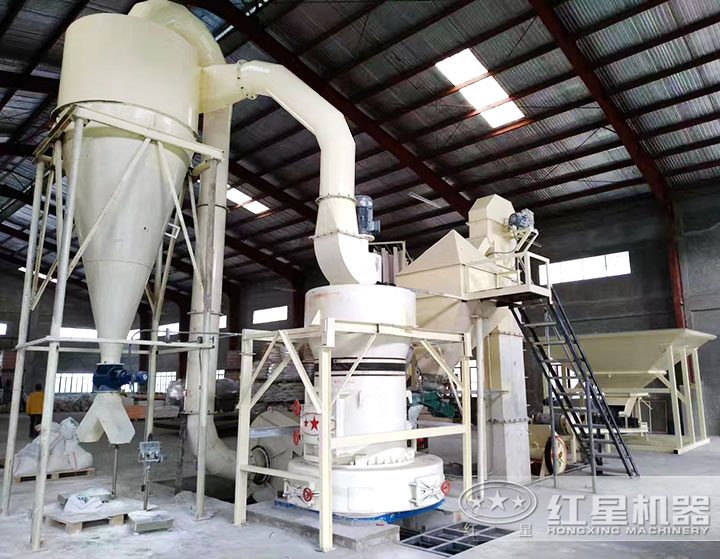 磨粉機作業現場 磨粉機作業現場