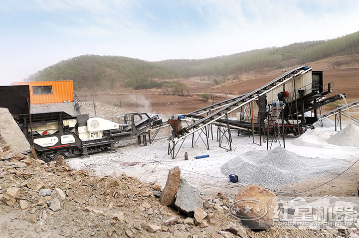 移動(dòng)破碎制砂機(jī)投產(chǎn)在平頂山用戶現(xiàn)場(chǎng) 移動(dòng)破碎制砂機(jī)投產(chǎn)在平頂山用戶現(xiàn)場(chǎng)