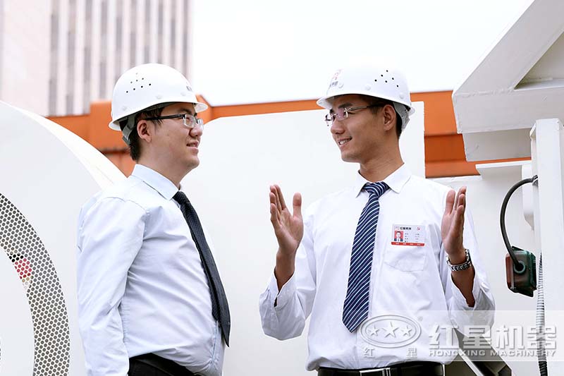 紅星專業(yè)經(jīng)理為客戶設(shè)計設(shè)備方案 紅星專業(yè)經(jīng)理為客戶設(shè)計設(shè)備方案