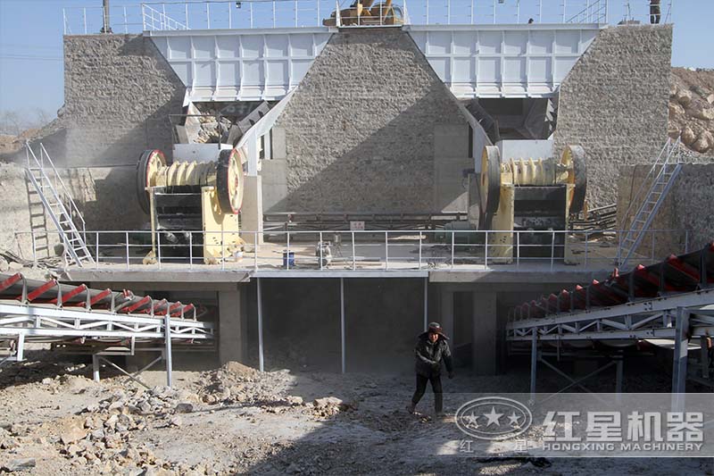 河北客戶破碎石子現場配置2臺PE-1200×1500型顎破 河北客戶破碎石子現場配置2臺PE-1200×1500型顎破