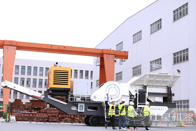 移動快捷、智能生產(chǎn)的移動型制砂機(jī) 移動快捷、智能生產(chǎn)的移動型制砂機(jī)